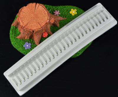 China Disposable Silicone Mold Ruffle Border Pleated Fondant Molds Cake Baking for sale