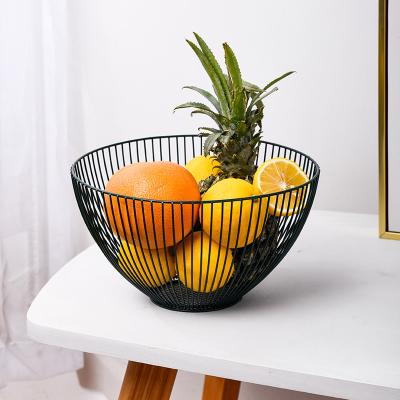 China Iron Art Luxury Gold Line Metal Fruit Basket Ideal For Party Vegetable Container for sale