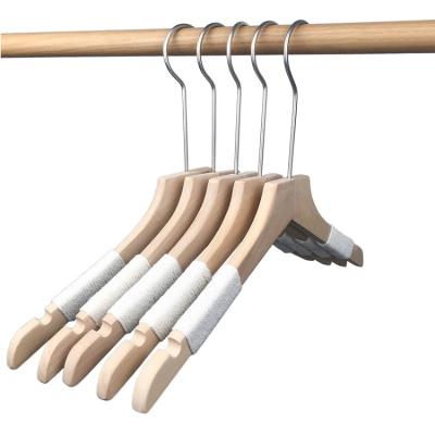 China Good Price Children's All-season High Quality Natural Color Custom Cheap Cloth Wooden Hanger for sale