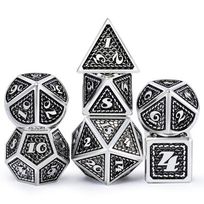 China DND Games Black with Silver Edge 7pcs Dragon Scale Metallic D&D Die Set for Dungeons and Dragons DND Metal Die Set for sale