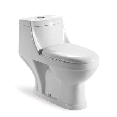 China 2020 New Double-Flow Design Porcelain Toilet With Slow Down Toilet Seat Cover Washdown One Piece Toilet for sale