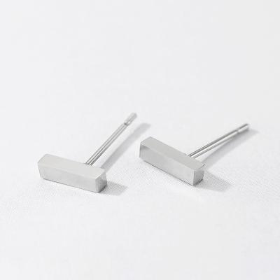 China CLASSIC Gold New Metal Simple Geometric Stud Earrings 316L Stainless Steel Personalized Stud Earrings for sale