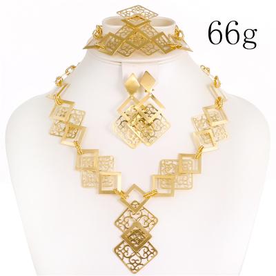 China New high fashion luxury jewelry jewelry set wholesale FASHIONABLE earrings necklace four piece set for sale