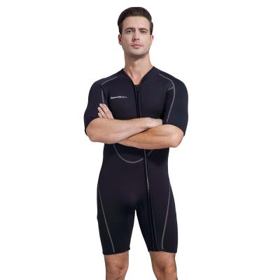 China Newest Best Custom Men's Neoprene Anti-UV Seaskin Sets Wetsuit Diving Swimming Surfing Suit Short for sale