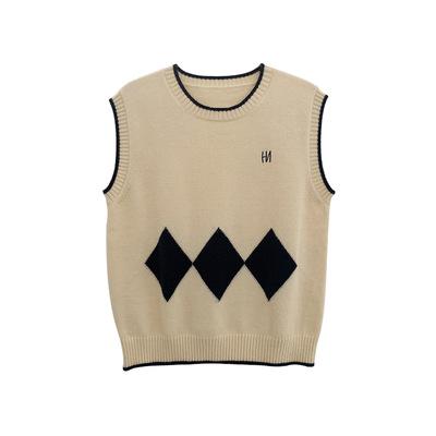 China 2021 Wholesale Wish Autumn New Simple Contrast Color Breathable Vest Round Neck Knitted Vest Thin Upper Women Invest for sale