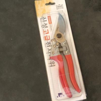 China Garden Tools Garden Scissors For Pruning Flower Bushes Rose And Fruit Tree SINSEUNG SB900 for sale