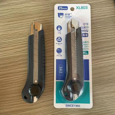 China Plastic Handle Snap Off Utility Knife With SK2 Blade for sale