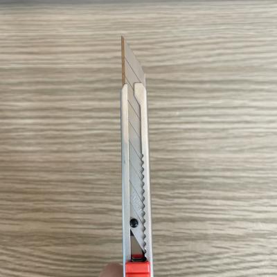 China 30° Tip Angle 9mm Cutter Blades Made Of SK2 High Carbon Steel For Clean And Sharp Paper Cutting Needs for sale