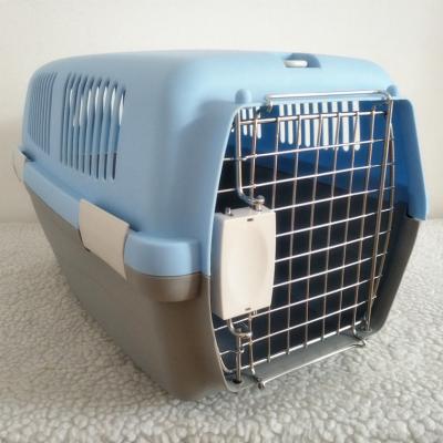 China Sustainable Travel Box Comfortable Pet Airline Approved Plastic Box Pet Transport Carrier for sale