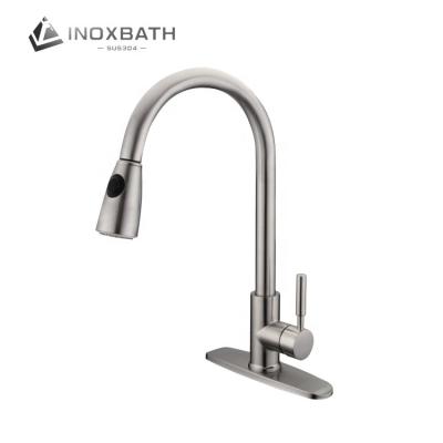 China Modern Design High Quality Deck Mounted Pull Down Kitchen Hardware Chrome Water Mixer Tap Brass Kitchen Faucet for sale