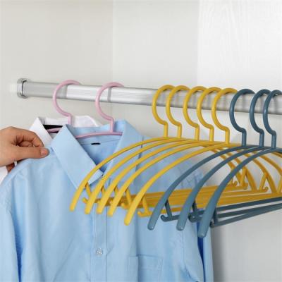 China Space Saving Yiwu Manufacturer Garment Hanging Racks Plastic Dress Shirt Coat Cloth Hanger for sale