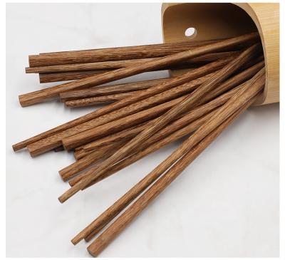 China Viable Wholesale Bulk Reusable Natural Wooden Chopsticks for sale