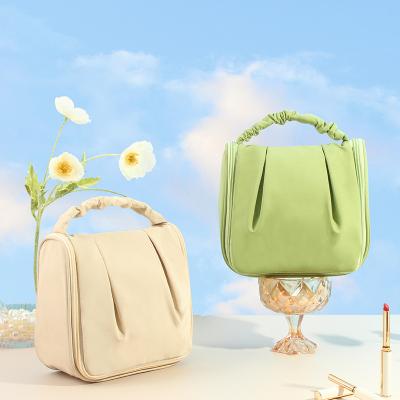 China Wholesale Promotional Custom Makeup Bag Polyester Material Fashion Logo Cosmetic Bags for sale