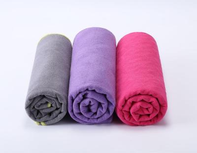 China Custom Print Logo Microfiber Yoga Towel Microfiber Fabric Non Slip Yoga Mat Cover Comfortable Hot Yoga Towel for sale