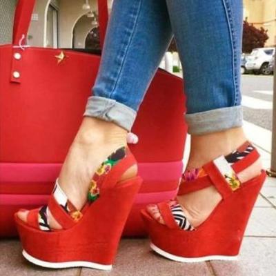 China Soft Shoes 2021 Breathable Concise Transparent High Heels Party Pumps Women's Wedges Sandal Stitching Size 35-42 Red Fashion Trend Fashion Flock for sale