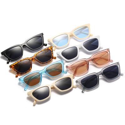 China Hot Sales New Style Sunglasses Fashion Small Rectangle Frame Sun Glasses Square Glass Shades for sale