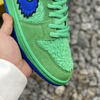 China SB CUSHIONING Dunk Low Grateful Dead Green Bear Sneaker Men X Fashion Skateboard Women Shoes White Sports Shoes Naky Sneaker for sale