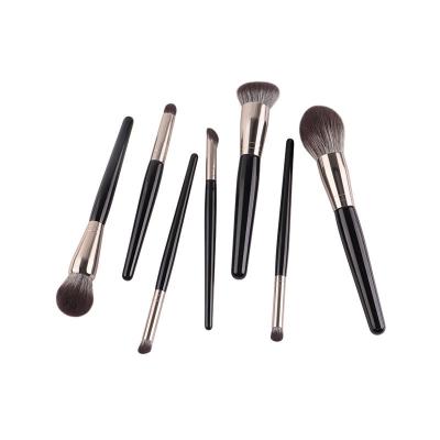 China Angular Blush Newbie 7 Pieces Nyolon Handle Black Wooden Hair Makeup Brushes Foundation Brushes With PU Bag Beauty Tools for sale