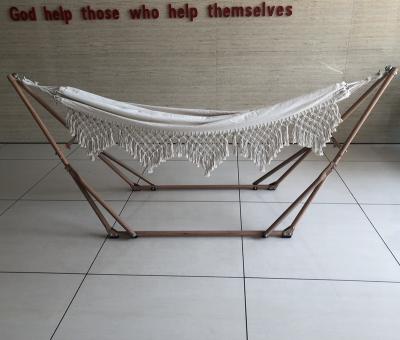 China EUROPEAN hot selling portable folding stand steel hammock, popular swings cotton tie single hammock with tassels for sale