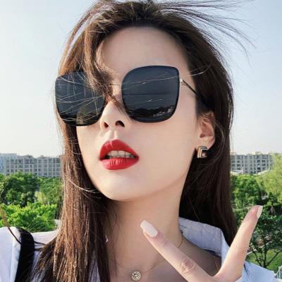 China Fashion sunglasses sell newest sport custom fashion private label men/women luxury wholesale sunglasses 2021 unisex prices for sale