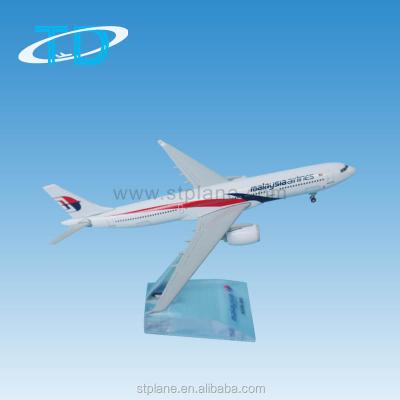 China Malaysia A330-300 Promotional Metal Asia Gift Airplane for sale