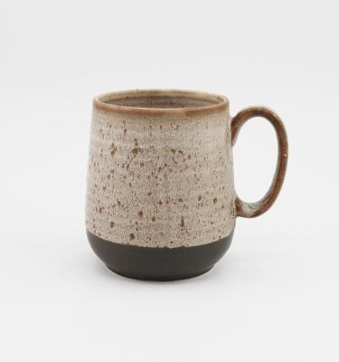 China Sustainable High Quality Japanese Style Clay Pottery Coffee Mug Speckled Stoneware Brown Pottery Mugs for sale