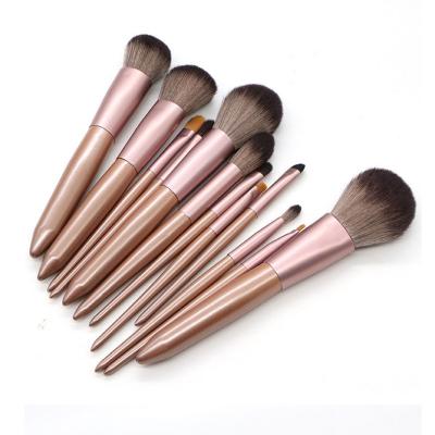 China Flat Brush Custom Logo 12 pcs Beauty Wooden Pole Vegan Makeup Brushes Wholesale Makeup Brush Set Beauty Brush for sale