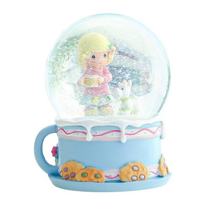 China Wholesale Europe Custom Presents Gifts Coffee Mug Girl Sculpture Snow Globe Home Decoration Ornaments Music Box for sale