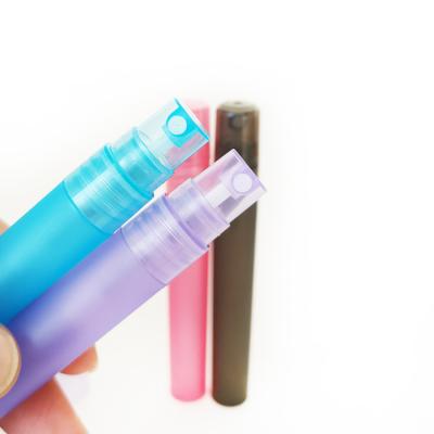 China 5ml 10ml Perfume Spray Bottle Mini Cosmetic Plastic Perfume Spray Bottles Pen Shape for sale