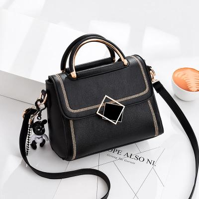 China 2022 new fashion waterproof women's small bag soft simple portable messenger bag shoulder bag for women for sale