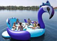 中国 6隻の人の膨脹可能で巨大な孔雀のプールの浮遊物の島のpool湖党浮遊ボート 販売のため