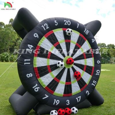 China Outdoor Inflatable Soccer Darts Board com 8pcs Soccer Ball 370W Blower Support Frame para Kick Dartboard Sport Game à venda