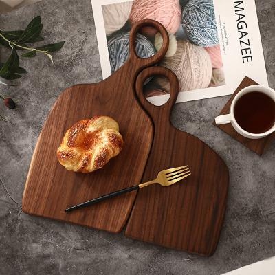 China 2022 Viable Newest Design Black Walnut Wooden Cutting Board, Unique Wooden Bread Tray Fruit Chopping Board for sale