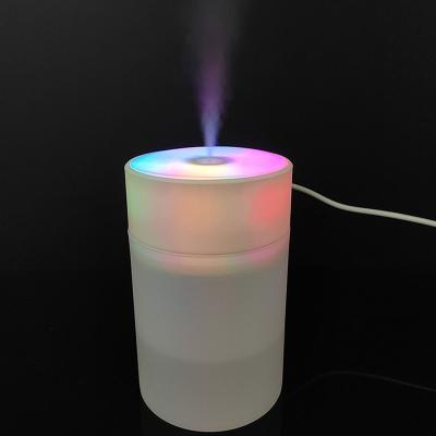 China Household 2023 New H2O Air Humidifier USB Portable Aroma Scent Diffuser Ultrasonic Mini Car Diffuser with LED Night Light for Desktop for sale