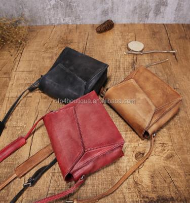 China Leather Bag With Inner Pocket Leather Cross - Body Bag PCP B698 Wholesale Stocked Handmade Leather Bag With Inner Pocket Leather Cross - Body Bag for sale