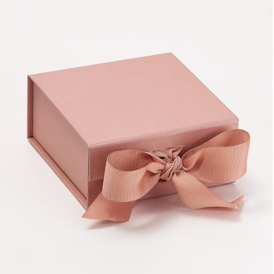 China Customized Recyclable Folding Bowknot Paper Box Gift Display Box With Your Own Logo for sale