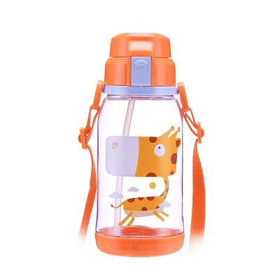 China Luxury Simple Travel Kids Water Stored Sippy Cups , Portable Baby Drinking Sippy Cups for sale