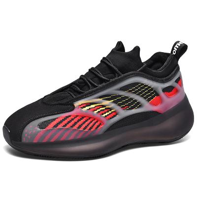 China 2021 Latest Design Breathable Yeezy Shoes Original High Quality Men Fashion To Yeezy 700 V3 Sports Running Shoes for sale