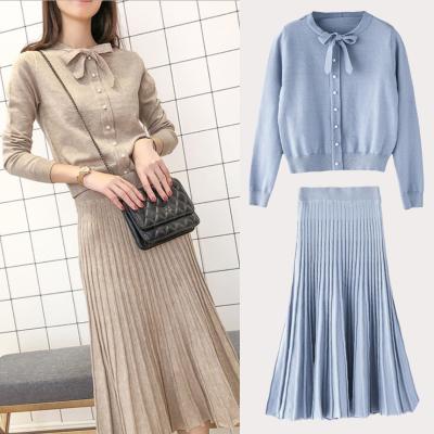 China Candice Autumn Ladies Perfume Sweater Temperament Bow Tie Anti-Static Collar Knitted Skirt And Top Set Pleated Dress for sale