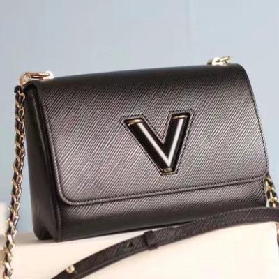 China 2021 high quality high quality fashion chain luxury popular V shoulder handbag fashion brand lady square messenger bag for sale