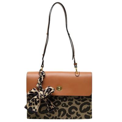 China Leopard Stitch Cross - Body Bag Competitive Price Good Quality School Package Handbag Leopard Stitch Lady Bag for sale