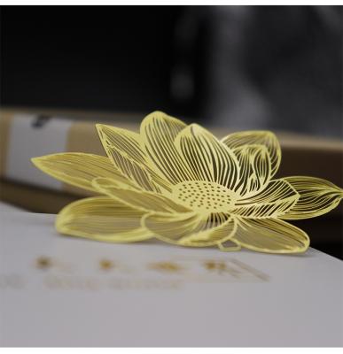 China China Wholesale Chinese Style Golden Maple Ginkgo Leaf And Clover Metal Bookmark With Pendant for sale