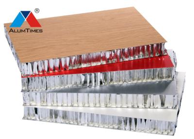 China Wood Laminated Alu Honeycomb Panels Durable For High - Speed Rail / Vessel for sale