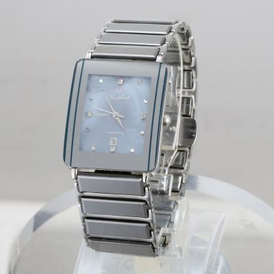 China Classic Day/Date Couple Woman And Man Wrist Customized Wholesale OEM Luxury Quartz Watch for sale