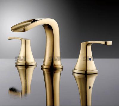 China 3 Hole 2 Hole Luxury Gold Handle Bathroom Sink Faucet Metered Widespread Matte Black Bathroom Sink Faucet for sale