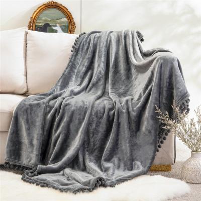 China Simple Luxury Solid Fleece Blanket High Quality Solid Polyester Fleece Blanket Comfortable 100% Sherpa Throw Fleece Blanket For Winter for sale