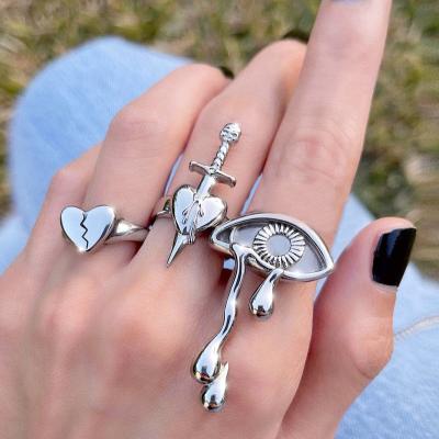 China 3Pcs/set Fashion CLASSIC Vintage Punk Love Heart Silver Weep Eye Rings Set Geometric Butterfly Snake Rings Jewelry Women for sale