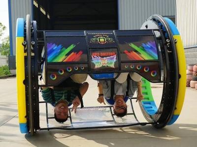 China 2P de de Trillingsritten van het capaciteitsPretpark slingeren Gelukkige Auto met de Batterij van 48v 20Ah Te koop