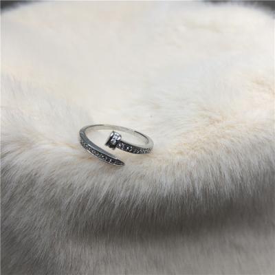 China Fashionable Wholesale Nail Design Pave Diamond Rings Women Jewelry for sale