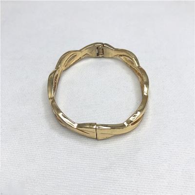 China Fashionable Simple Metal Round Punk Jewelry Gold Color Open Cuff Bangle Bracelets & Bangles For Women Gift for sale